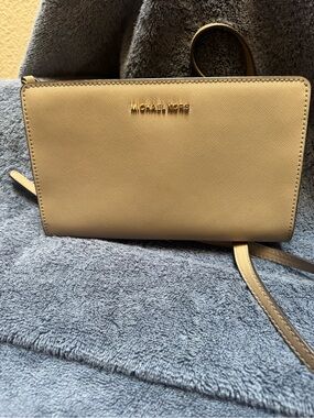 Michael Kors Beige Saffiano Crossbody Wallet with Gold Logo